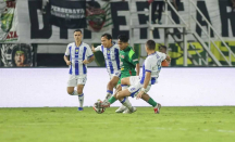 Bernardo Tavares Puas, Persebaya Surabaya Tahan Imbang Persib Bandung - GenPI.co