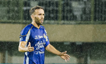 Ze Valente Absen saat PSIM Lawan Semen Padang, Sudah Koleksi 7 Kartu Kuning - GenPI.co