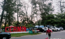 Rekomendasi Wisata Pariaman, Berburu Takjil di Pantai Cermin - GenPI.co