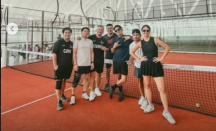 Cedera Lutut Ariel Noah Belum Sembuh, Main Padel Pakai Pelindung - GenPI.co
