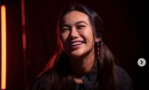 Main Film Bareng Oki Rengga, Ratu Felisha Susah Tahan Tawa - GenPI.co