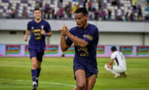 Persita Tangerang vs Arema FC, Motivasi Eber Bessa Masuk 5 Besar - GenPI.co