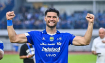 Persib Tanpa Julio Cesar Hadapi Bali United, Hodak Andalkan Matricardi-Barba - GenPI.co