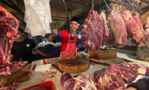H-1 Ramadan Harga Daging Sapi di Pasar Ciledug Tembus Rp140 Ribu - GenPI.co