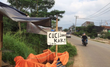 Cuma di Bogor, Cuci Kaki Wajib Bayar Rp 2.000 per Orang - GenPI.co