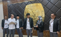 Jaket Kulit & Celana Kargo, Outfit Anggota KPU RI Gaul Banget! - GenPI.co