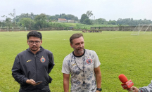 Thomas Doll Akui Sudah Kantongi Nama Pemain Untuk Bursa Transfer Liga 1 - GenPI.co