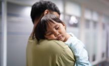 Tips Menyelesaikan Konflik Rumah Tangga Agar Anak Tidak Broken Home - GenPI.co