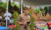 Media Asing: Menparekraf Uno Paksa Wisman Australia ke Bali - GenPI.co Bali