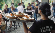 Kuliner Babi Guling Pande Egi: Makanan Enak, Panorama Apik - GenPI.co Bali