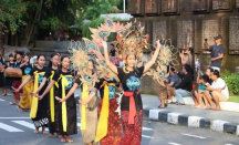 Mantap! Komunitas Seniman Denpasar Naluri Manca Digelontor Uang Pembinaan Rp 250 Juta - GenPI.co Bali