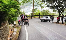 Keren! Penyandang Disabilitas di Bali Kayuh Kursi Roda, Rayakan HUT ke-78 RI - GenPI.co Bali