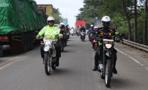 Polisi Batasi Kendaraan Barang yang Lintasi Jalan Arteri Banten Hari Ini - GenPI.co Banten