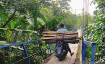 Karena Alasan Ini, 3 Desa di Cianjur Minta dibuatkan Jembatan - GenPI.co Jabar
