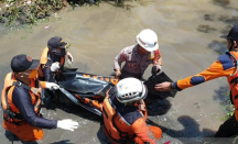 Innalillahi, Seorang Lansia Tewas Akibat Banjir di Bandung - GenPI.co Jabar