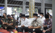 Umat Muslim Full Senyum, Pemkot Bandung Izinkan Tarawih Berjamaah - GenPI.co Jabar