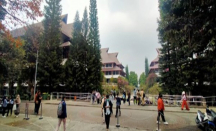 Daftar Universitas Terbaik di Bandung 2022, Ada Kampus Kamu? - GenPI.co Jabar