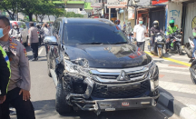 Kecelakaan Mitsubishi Pajero di Depok, Sopir Kabur Lari ke Seberang Jalan - GenPI.co Jabar