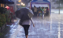 Kabar BMKG Terkait Cuaca Jabar, Bandung dan Daerah Berikut Berpotensi Hujan Lebat - GenPI.co Jabar