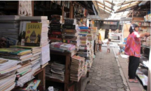 Ini Lho Surganya Pusat Buku Bekas di Kota Solo, Harganya Murah! - GenPI.co Jateng