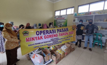 Magelang Rutin Operasi Pasar Demi Turunkan Harga Minyak Goreng - GenPI.co Jateng