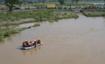 BPDB Grobogan dan SAR Cari 2 Anak Tengggelam di Sungai Tuntang - GenPI.co Jateng