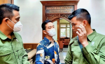 Gibran Copot Masker Anggota Paspampres yang Pukul Sopir Truk, Ini Alasannya - GenPI.co Jateng