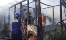 Rumah Indekos di Solo Terbakar, Butuh 87 Menit Padamkan Api - GenPI.co Jateng
