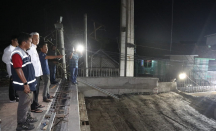 Sidak Malam-Malam, Ganjar Minta Proyek Jembatan Juwana Pati Kelar Maret - GenPI.co Jateng