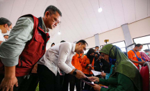 Target BLT Minyak Goreng di Surabaya Selesai Sebelum Lebaran 2022 - GenPI.co Jatim