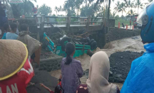 Truk Ponari Terseret Banjir Lahar Gunung Semeru, Seperti Ini Kondisinya - GenPI.co Jatim