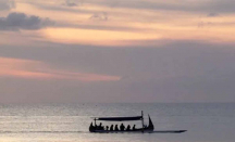 Pasir Putih Situbondo Jadi Favorit Wisatawan Saat Libur Lebaran, Jumlahnya Melonjak - GenPI.co Jatim