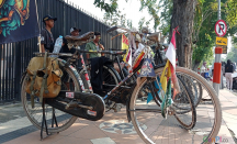 Sepeda Tua Faizal Curi Perhatian di CFD, bak Pengantar Pos Lawas - GenPI.co Jatim