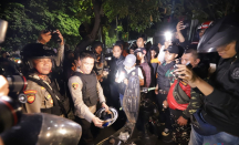 12 Remaja di Surabaya Ketahuan Bawa Sajam Kena Batunya, Hanya Bisa Tertunduk - GenPI.co Jatim