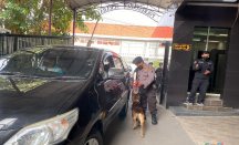 Bom Bunuh Diri Meledak di Bandung, Polrestabes Surabaya Perketat Pengamanan - GenPI.co Jatim
