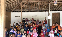 Seru! Mahasiswa UAD Ajari Bahasa Inggris Anak-anak di Gunungkidul - GenPI.co Jogja