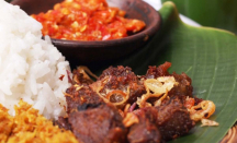Sego Empal Bu Warno di Yogyakarta, Daging Sapinya Empuk! - GenPI.co Jogja