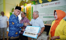 237 RT/RW se-Kecamatan Pontianak Tenggara Terima Bantuan Rp 1,5 juta - GenPI.co Kalbar