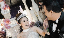 Menikah pada Juni 2023, Tina Toon Mengaku Banyak Debat dan Drama - GenPI.co Kalbar