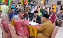 10 Pasangan Ikuti Nikah Massal di Tanjung Pinang - GenPI.co Kepri