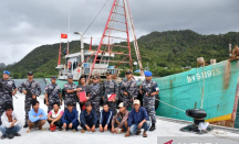 TNI AL Tangkap Kapal Ikan Vietnam di Laut Natuna Utara - GenPI.co Kepri