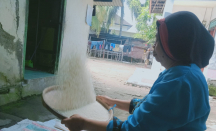 Mengenal Tradisi Menampik Beras di Warga Lombok - GenPI.co NTB