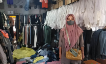 Pemerintah Larang Jual Baju Bekas Impor, Pedagang Thrifting Loteng Menjerit - GenPI.co NTB