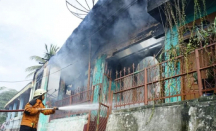 1 Unit Rumah di Pekanbaru Ludes Terbakar - GenPI.co Riau