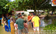 82 Rumah Terendam Banjir di Desa Kasikan Kampar - GenPI.co Riau