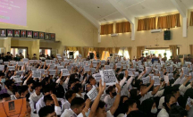 Mahasiswa Unri Desak Nadiem Makarim Sanksi Dosennya - GenPI.co Riau