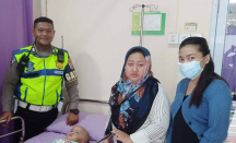 Tembus Macet, 2 Polantas Pekanbaru Antar Balita ke Rumah Sakit - GenPI.co Riau