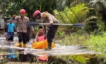 Banjir Terjang Ribuan Rumah di Siak, Air Belum Surut - GenPI.co Riau