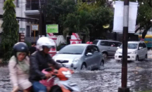 Hujan Deras, Sejumlah Kendaraan dan Rumah Terendam Air, Parah - GenPI.co Sulsel
