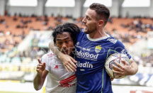 Diamuk PSM Makassar, Marc Klok Persib Bandung Sedih Banget - GenPI.co Sulsel